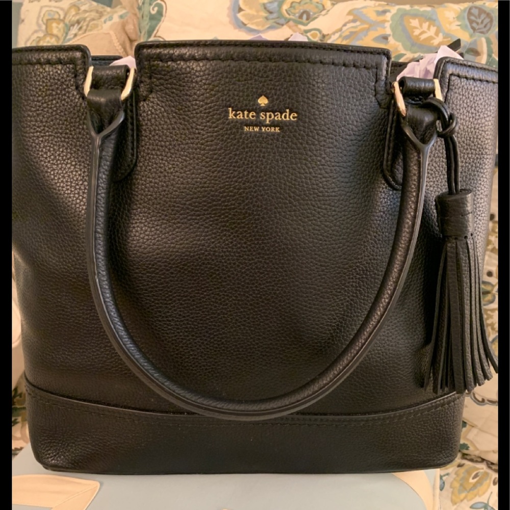 EUC Kate Spade Pebble Leather Tassel Tote